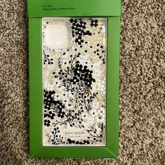 Kate Spade iPhone 15 Plus/iPhone 14 Plus Protective Case for MagSafe Black/White - Picture 5 of 6